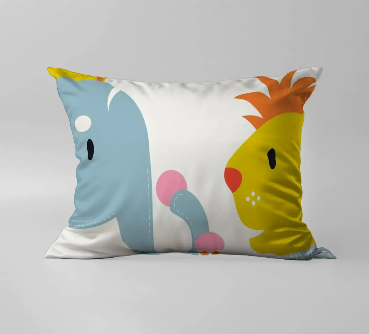Ice Cream Friends Kissen von Little Flourishes