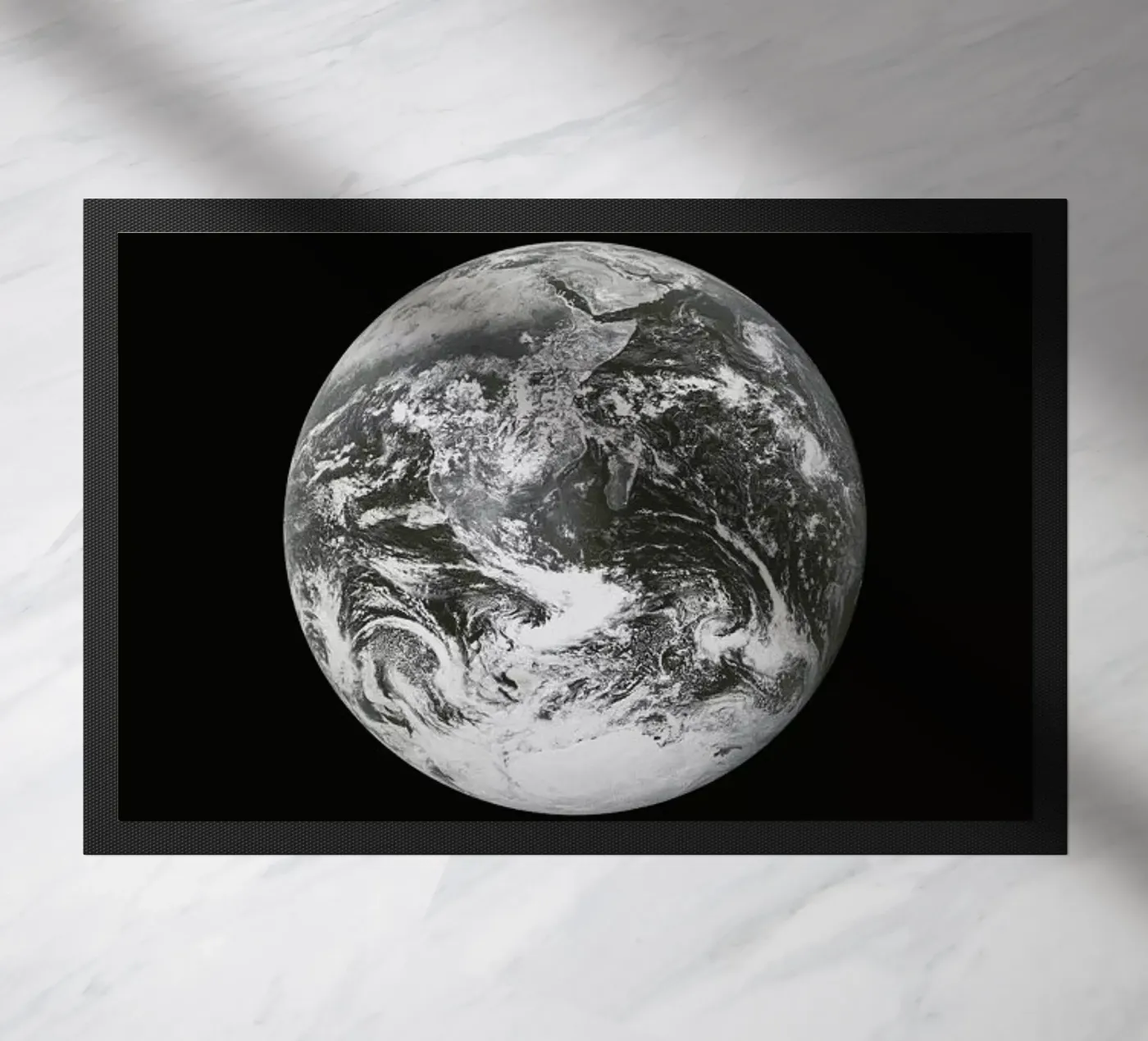 Earth Fußmatte von Florent Bodart