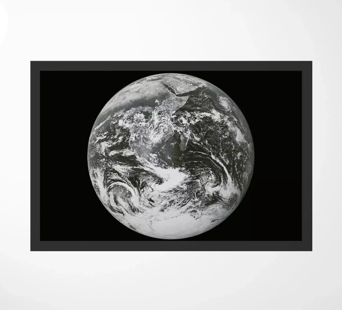 Earth Fußmatte von Florent Bodart