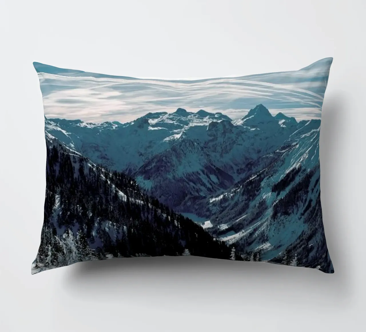 Austrian Alps in Winter cuscino da Sebastian Hilgetag