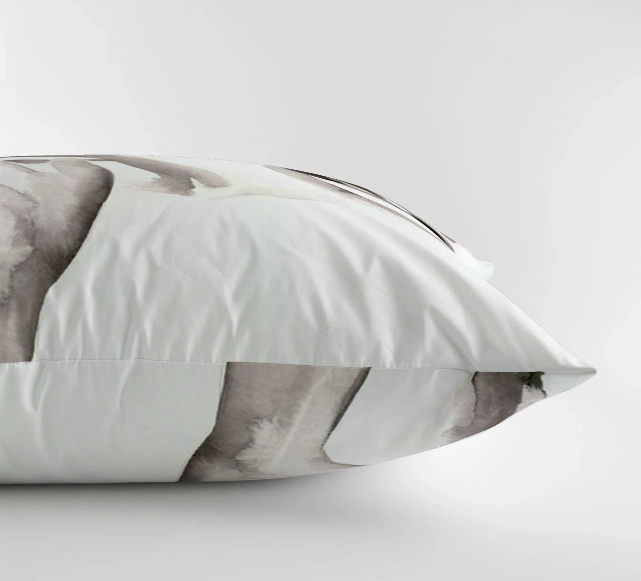 Gently Does It cuscino da Victoria Verbaan