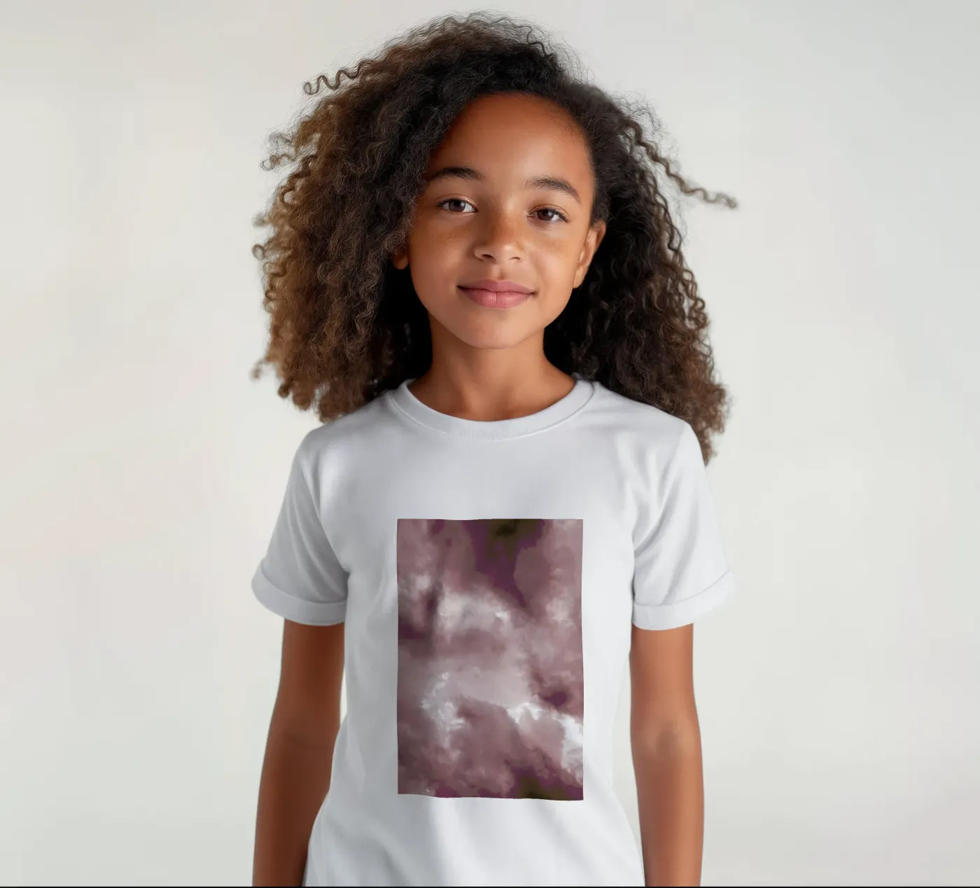 Blush Clouds t-shirt bambini da Studio Nahili