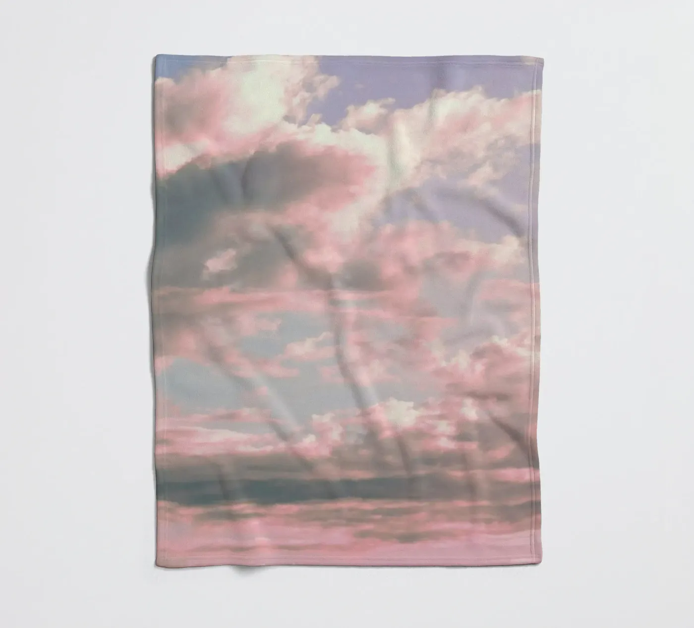 Delicate Sky Fleecedecke von Moon Bloom