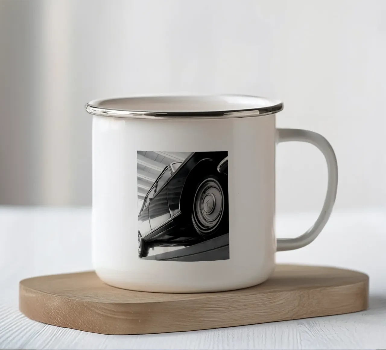 Auto d'epoca monocromatica tazza in smalto da CAR EDITION