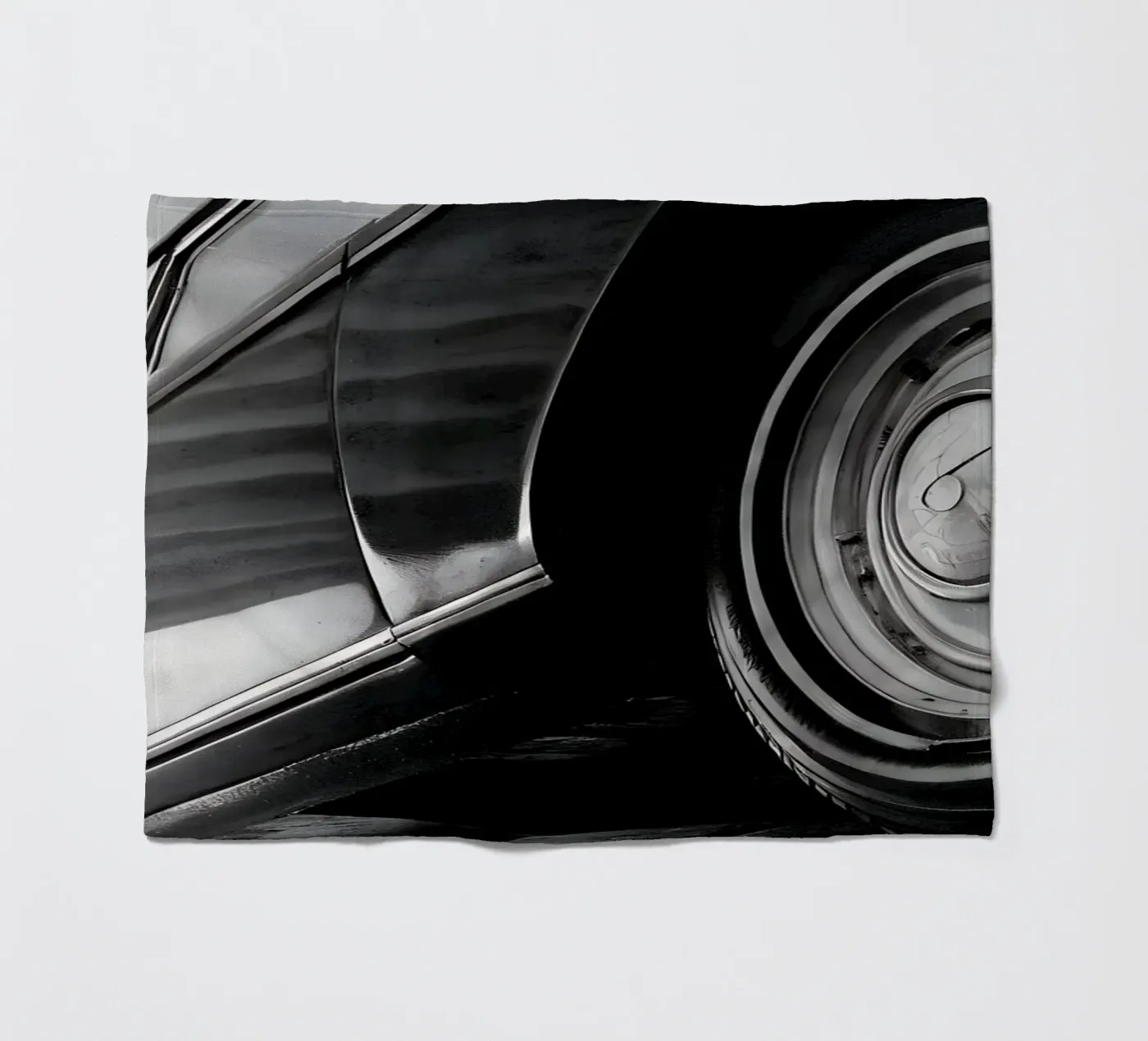Monochrome Classic Car Fleecedecke von CAR EDITION
