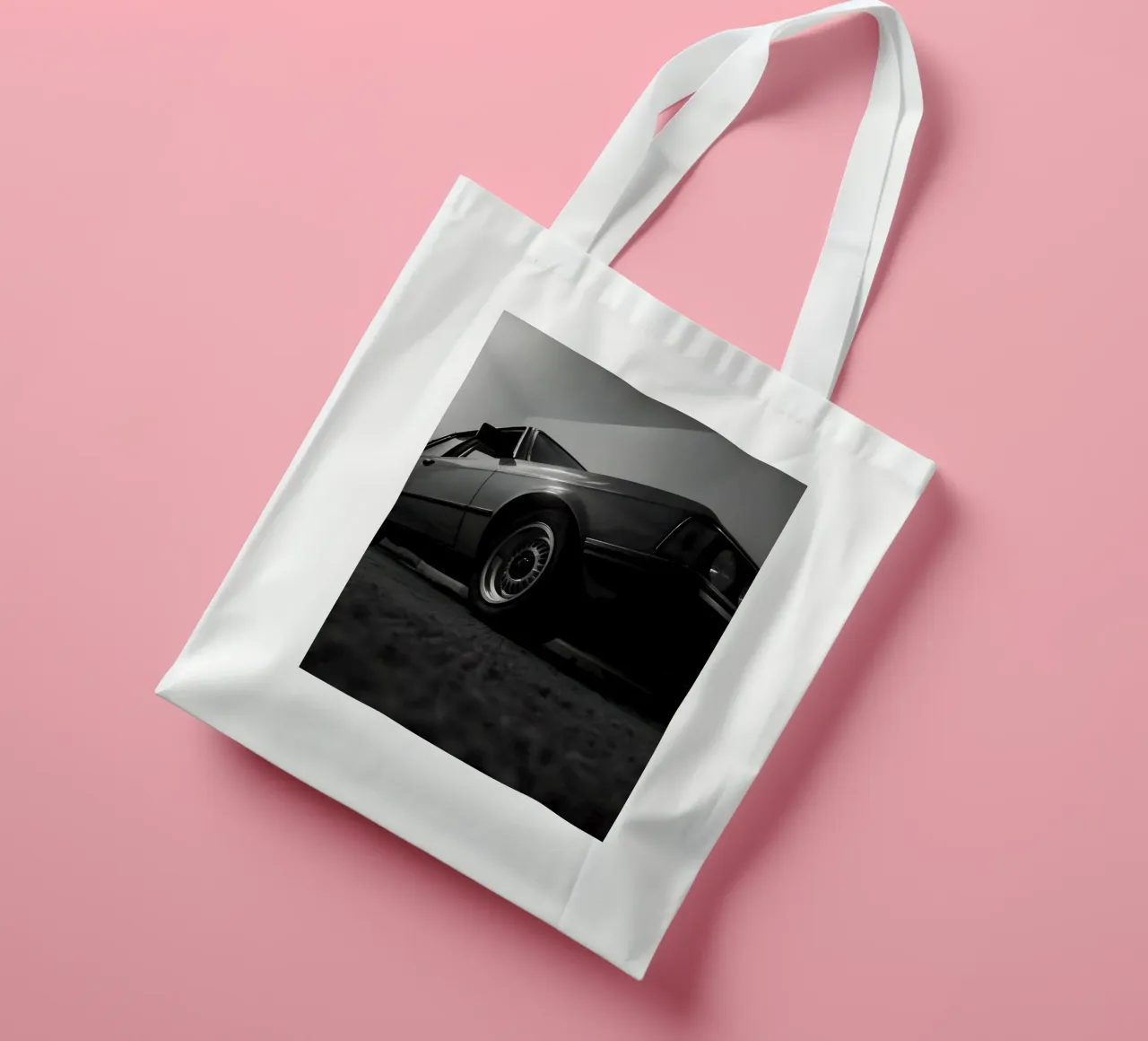 Auto d'epoca monocromatica borsa in juta da CAR EDITION