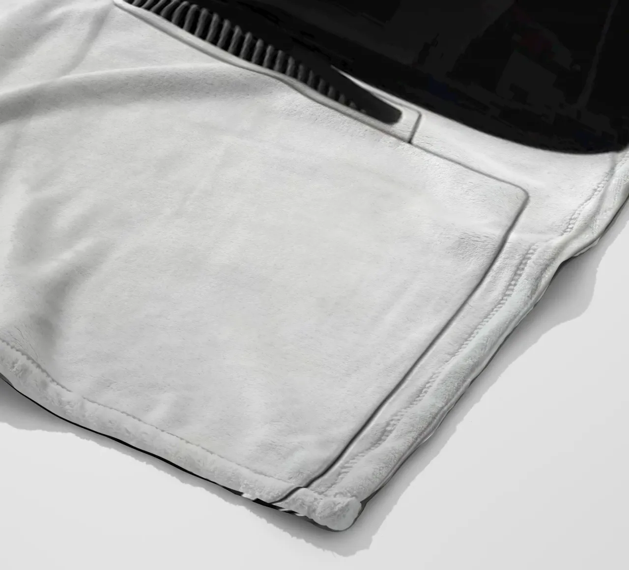 Monochromer Oldtimer Fleecedecke von CAR EDITION