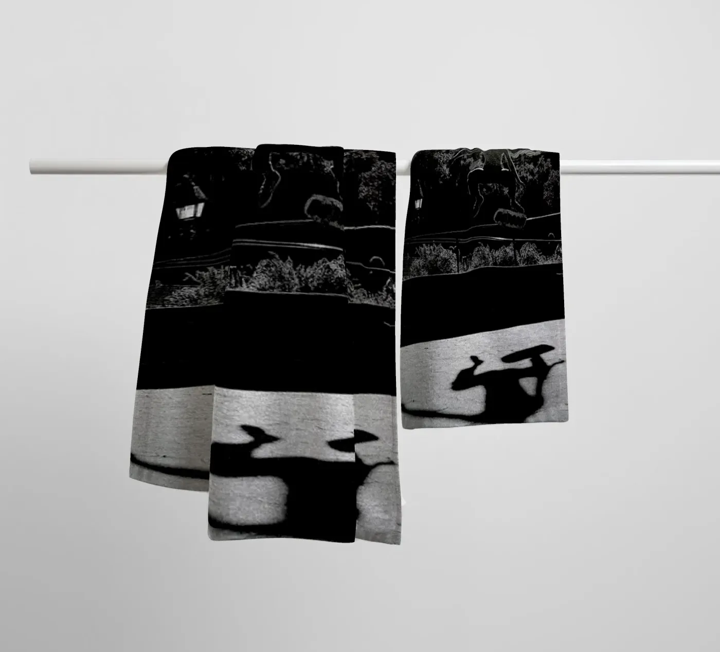 Monkey badhanddoek van Philipp Reinhard