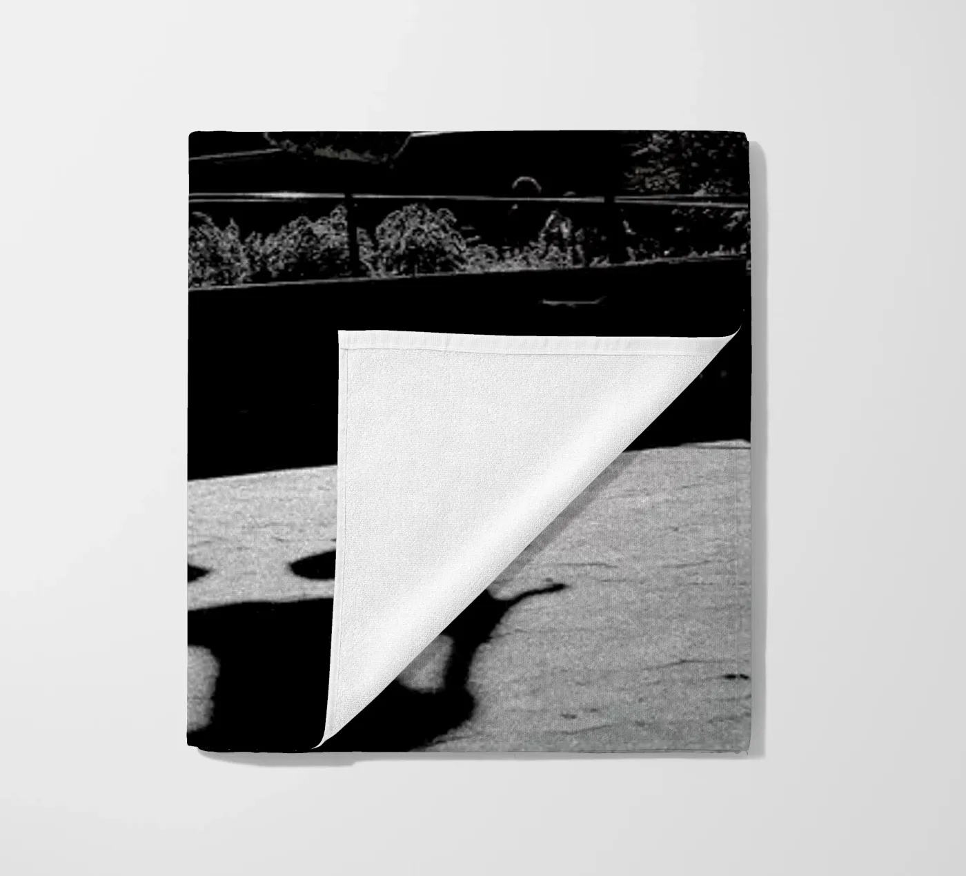 Monkey Strandtuch von Philipp Reinhard