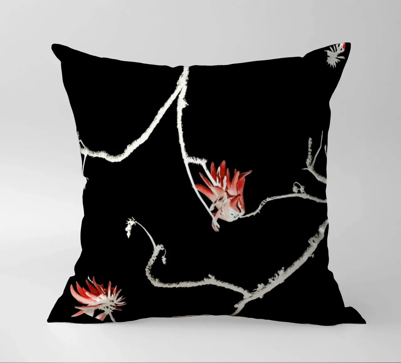 Coral Tree cuscino da Shot By Clint