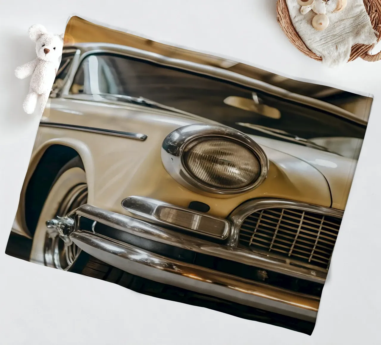 Creme Oldtimer Fleecedecke von CAR EDITION