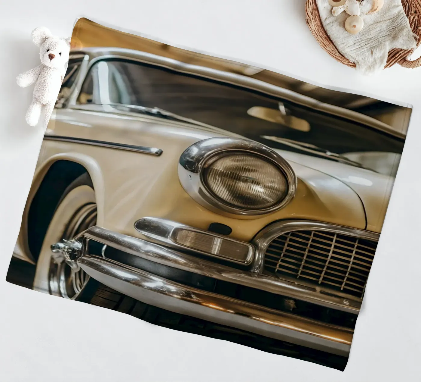 Creme Oldtimer Fleecedecke von CAR EDITION