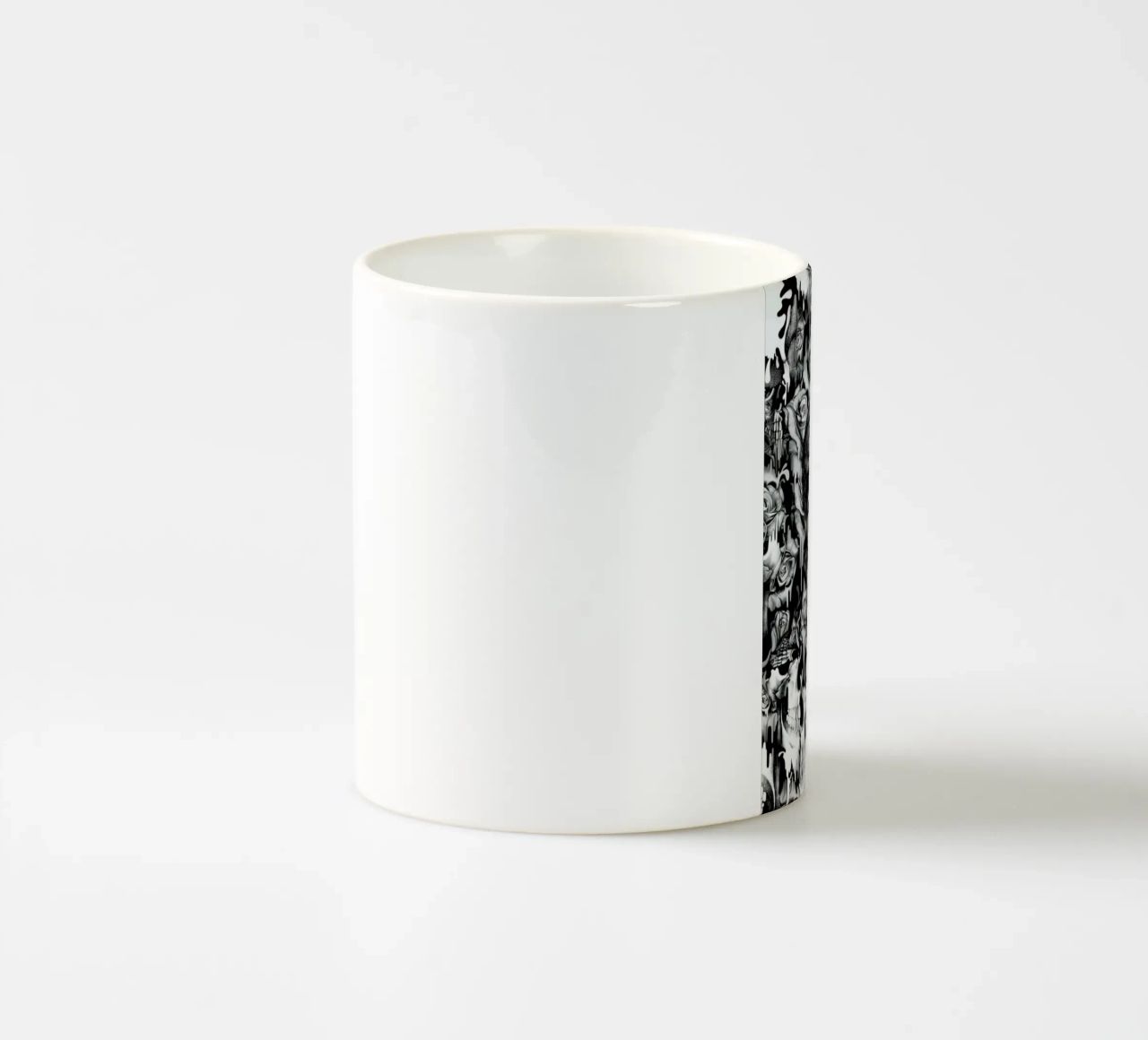 Gone in a Splash tazza in ceramica da Kristy Patterson