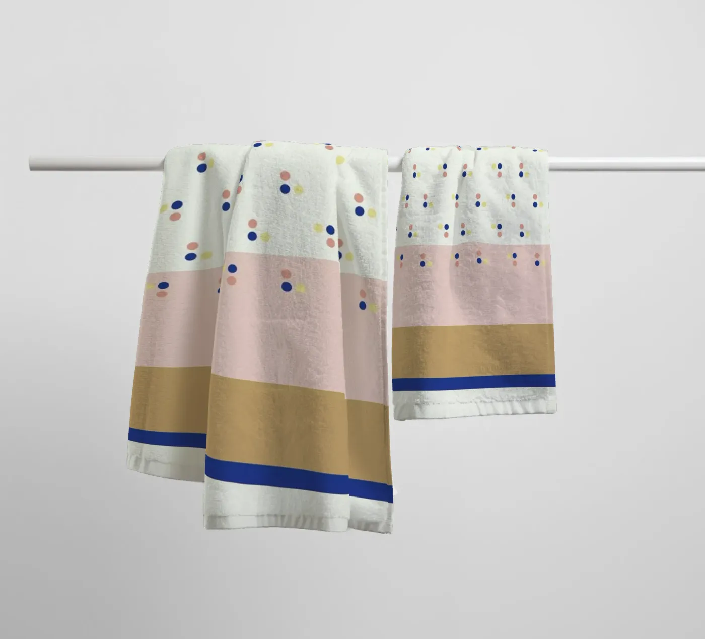 Dotsblue badhanddoek van 170QM