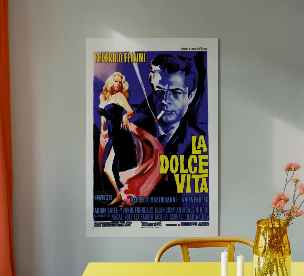‘La Dolce Vita’ Retro Movie Poster Acryl-Glas von Gallery Print and Art Limited