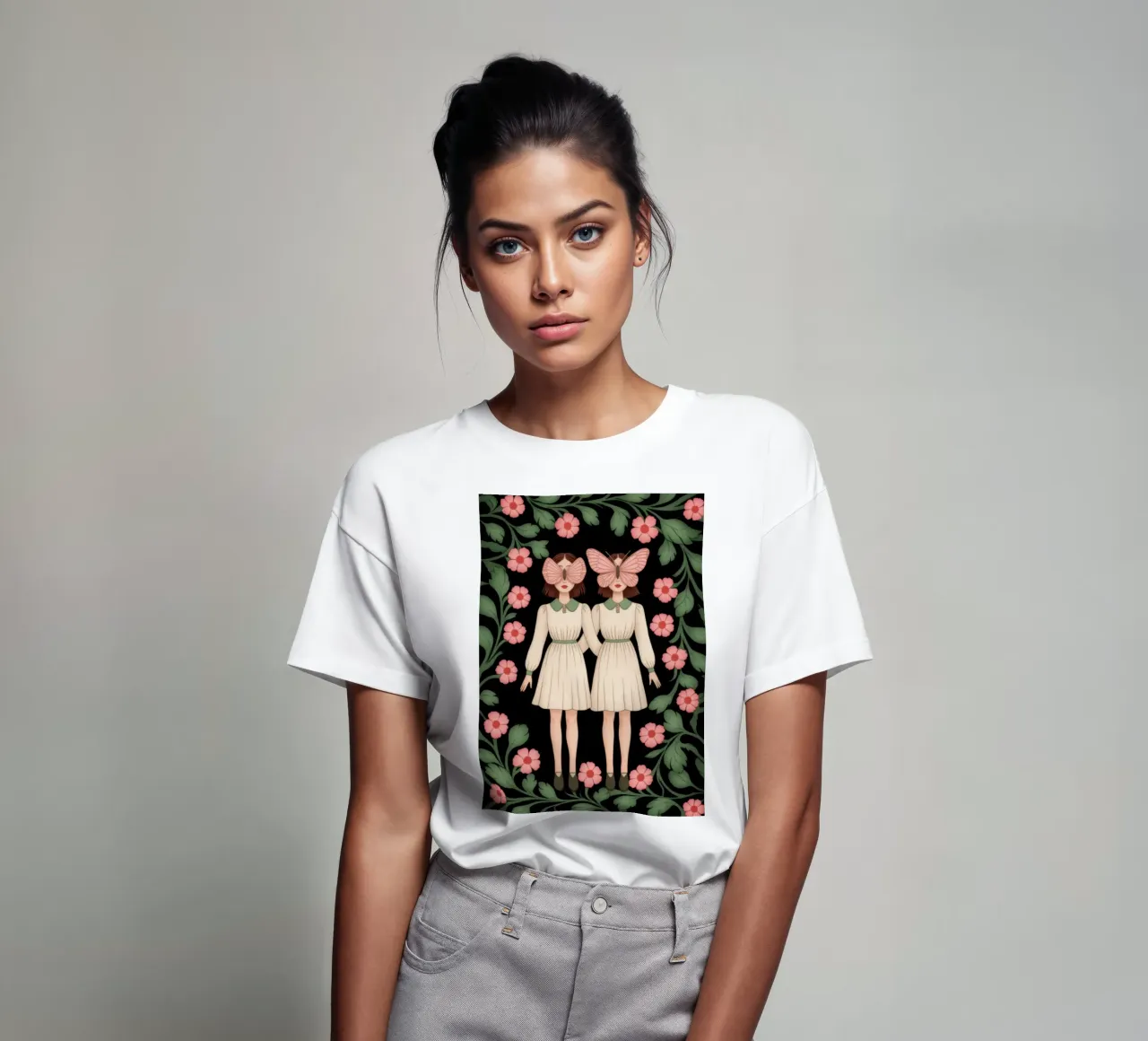 Gemelli floreali simmetrici t-shirt da Atelier Tiga