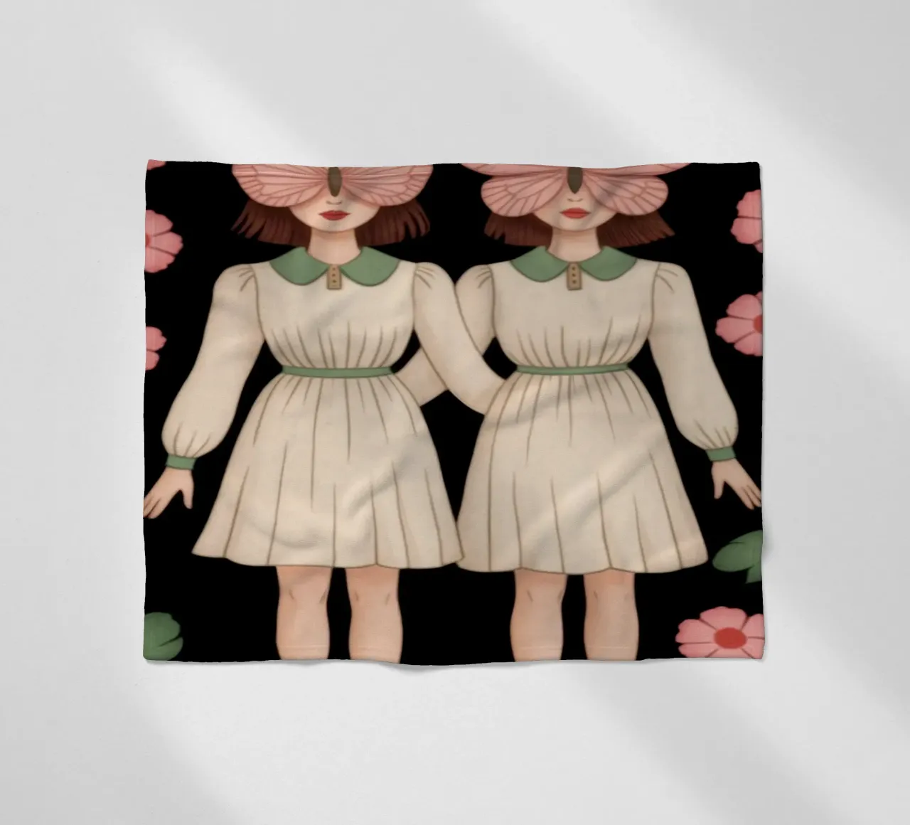 Gemelli floreali simmetrici coperta in pile da Atelier Tiga