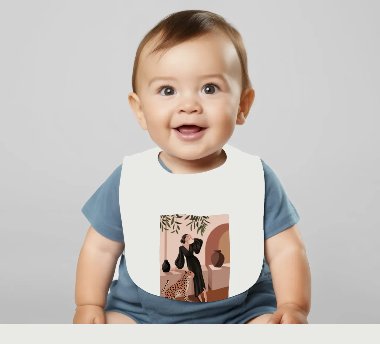 Leopard Grace Symphony Babylätzchen von Atelier Tiga