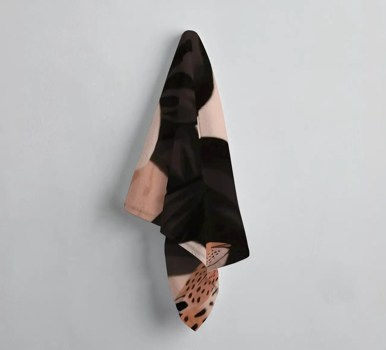 Leopard Grace Symphony towel by Atelier Tiga