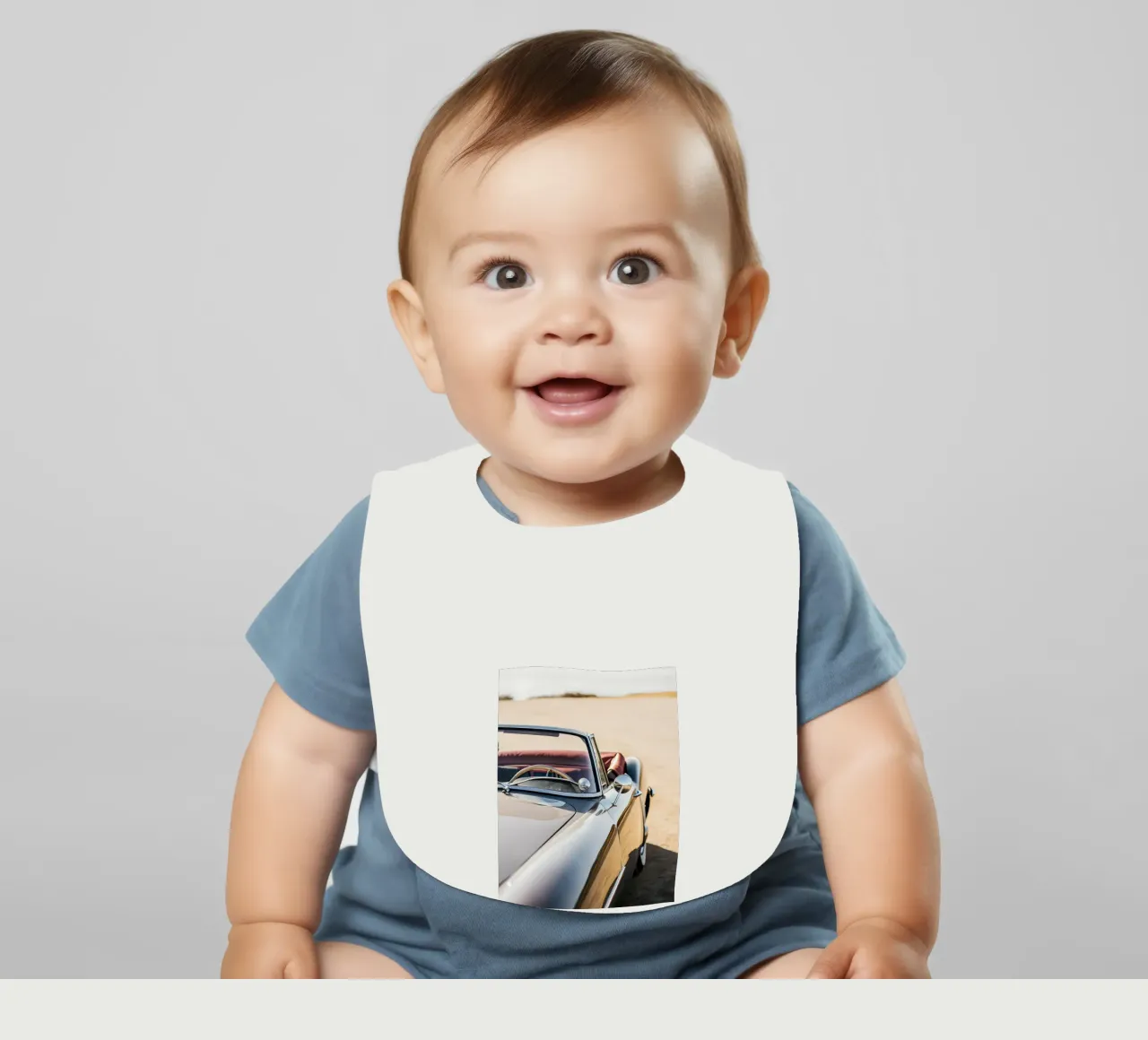 Einzigartige Oldtimer Babylätzchen von CAR EDITION