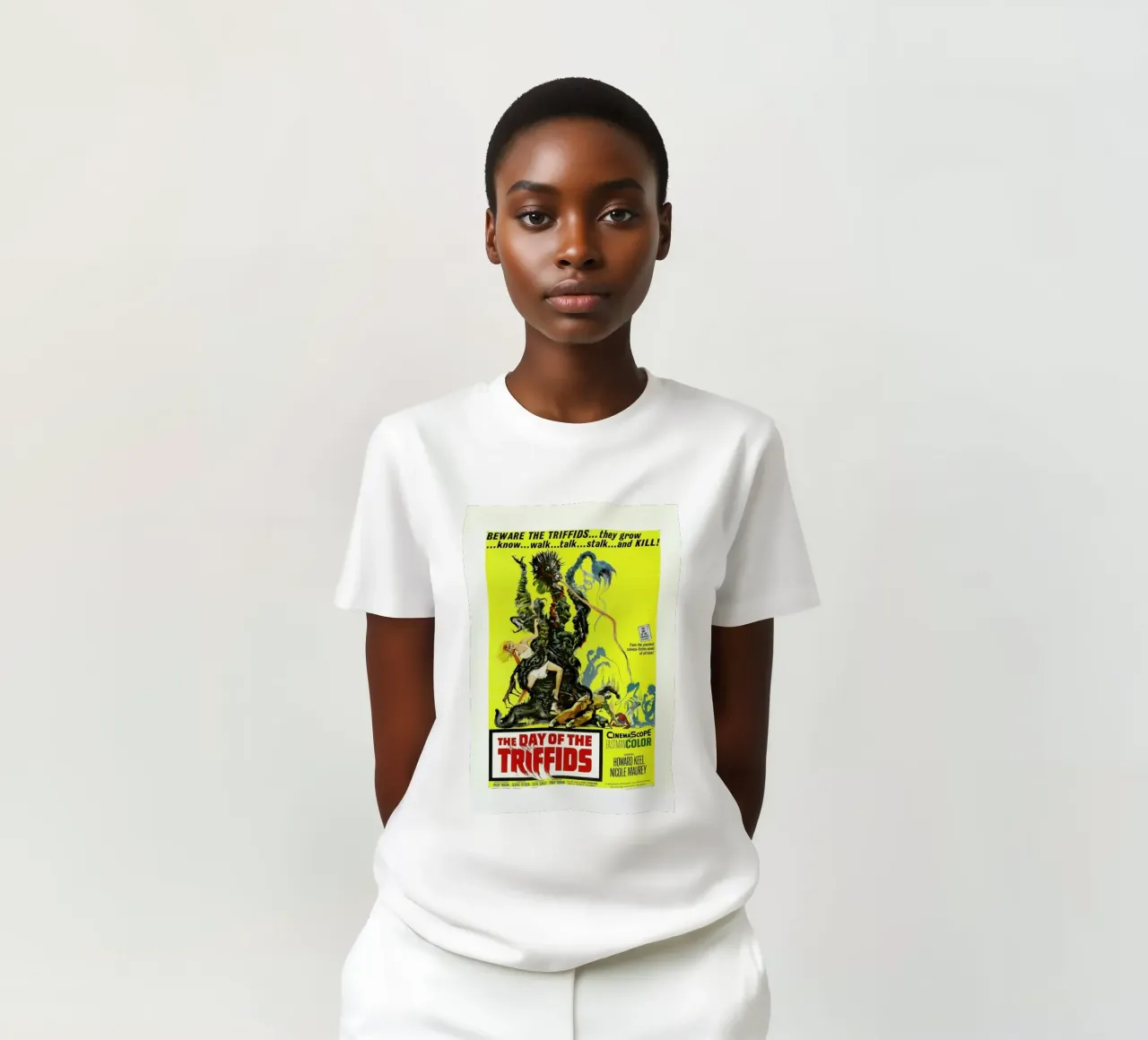 ‘The Day of the Triffids’ Retro Movie Poster t-shirt da Gallery Print and Art Limited