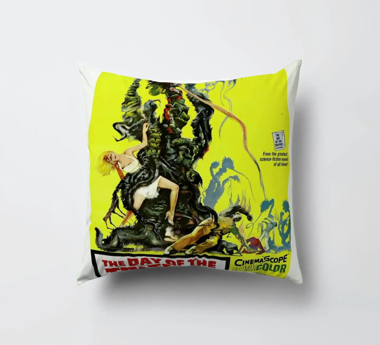 ‘The Day of the Triffids’ Retro Movie Poster cuscino da Gallery Print and Art Limited