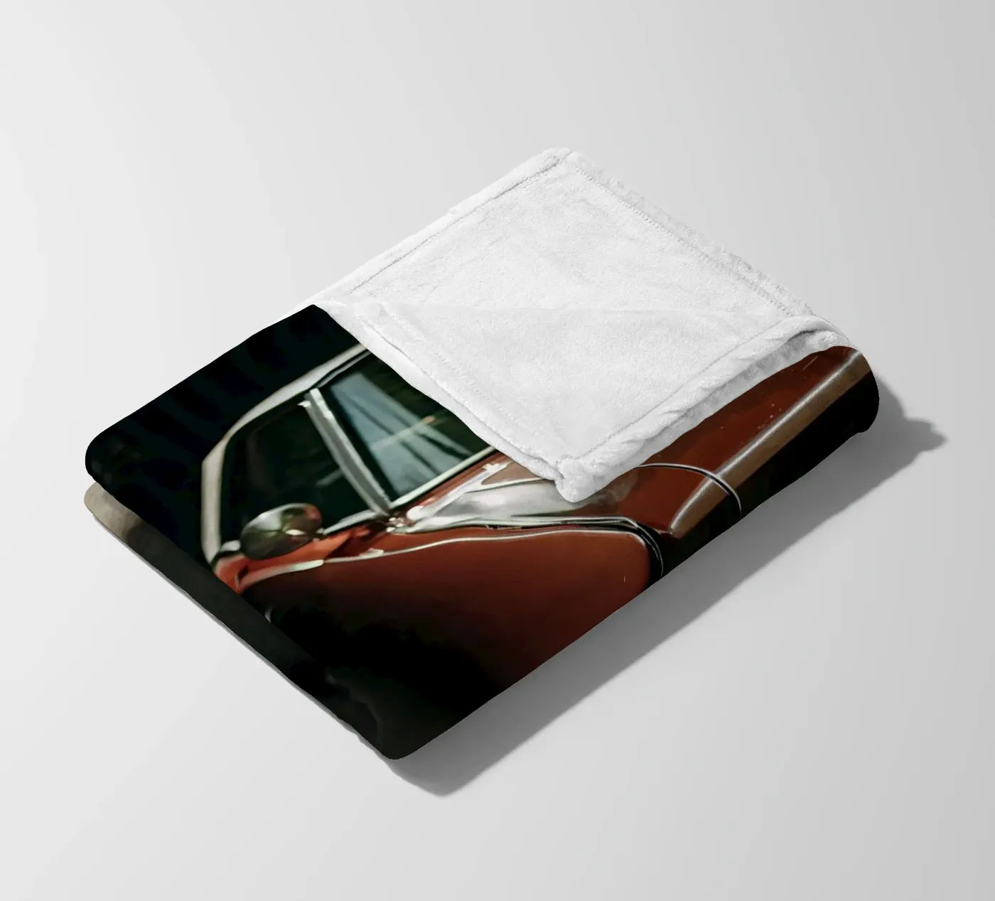 Rote Oldtimer-Front Fleecedecke von CAR EDITION
