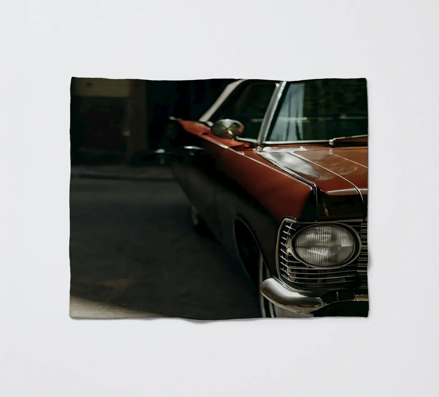 Rote Oldtimer-Front Fleecedecke von CAR EDITION