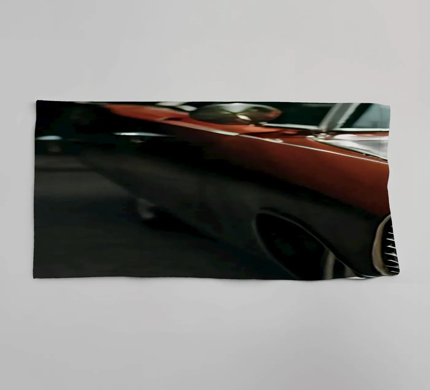 Red Classic Car Front Handtuch von CAR EDITION