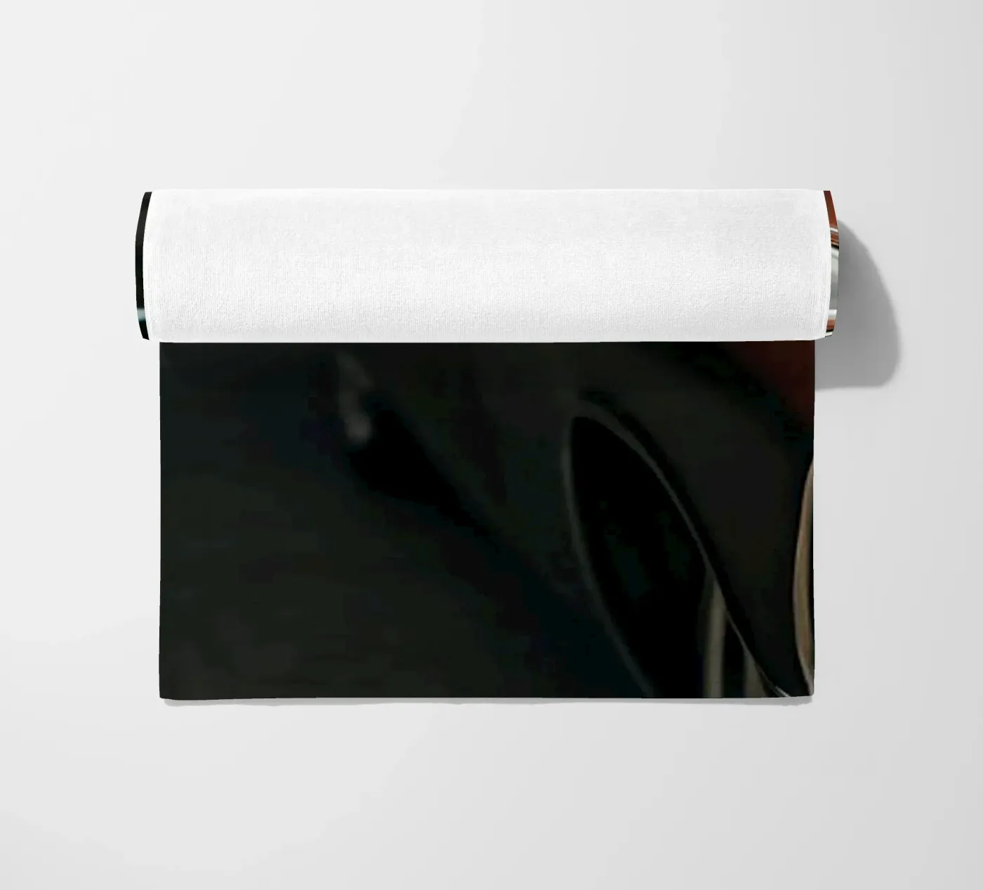 Rote Oldtimer-Front Strandtuch von CAR EDITION