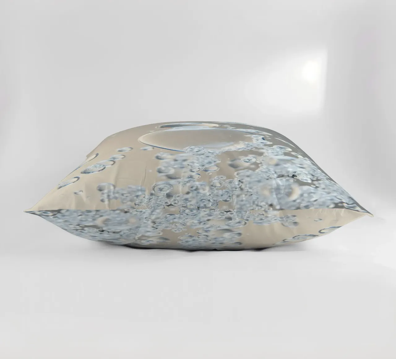 Bolle d'aria in un liquido limpido come l'acqua cuscino da DesignDoodle