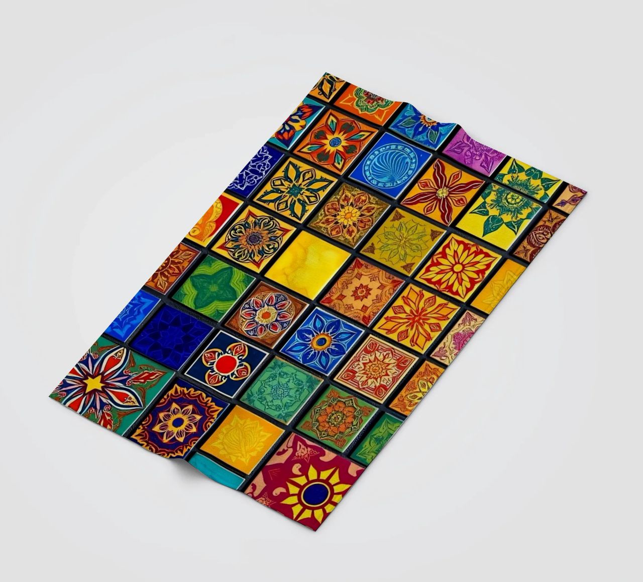 Tessere di mosaico colorate con motivi e disegni intricati coperta in pile da DesignDoodle