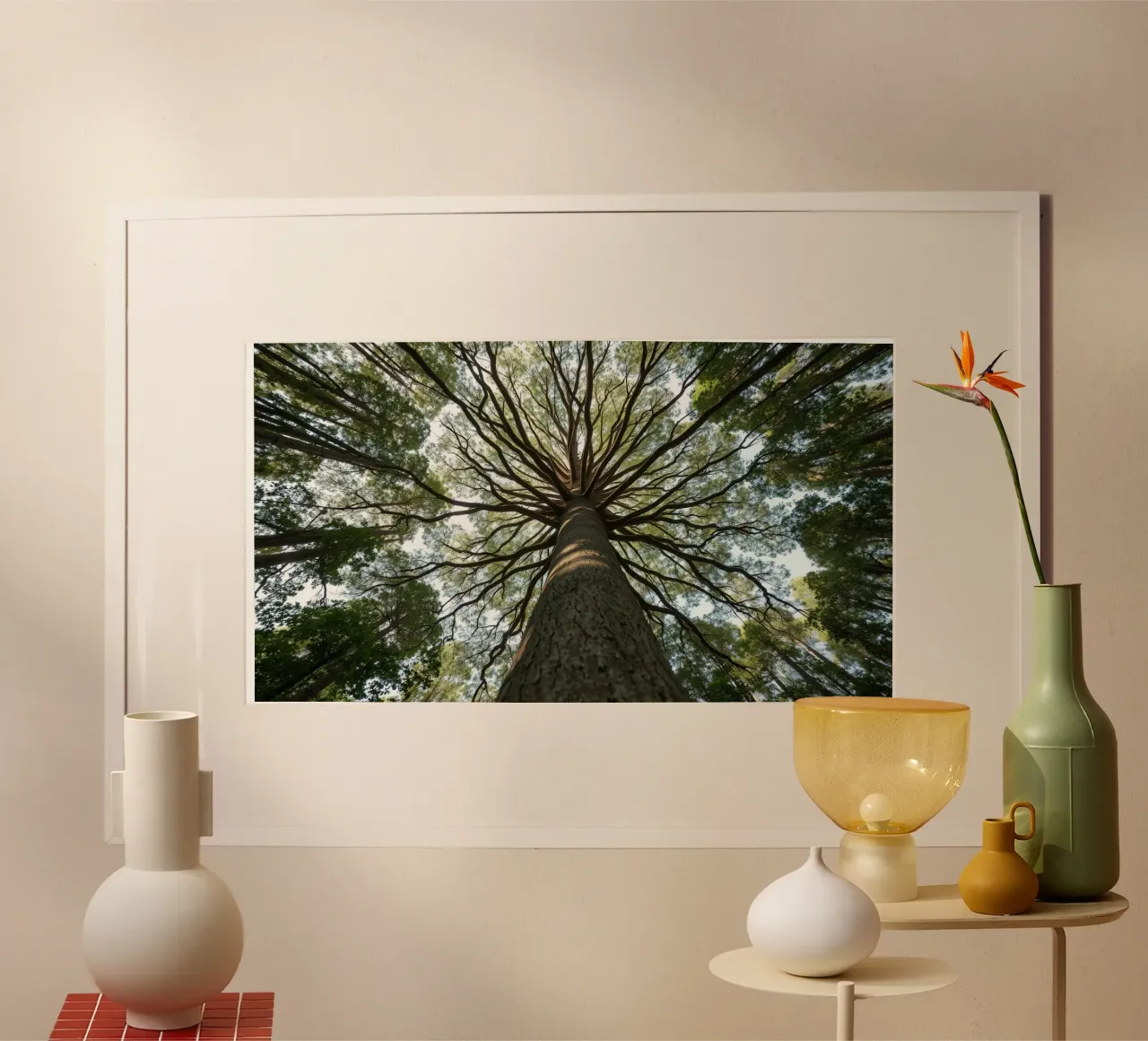 Un albero maestoso che sovrasta la foresta con i suoi rami poster con telaio in legno da DesignDoodle