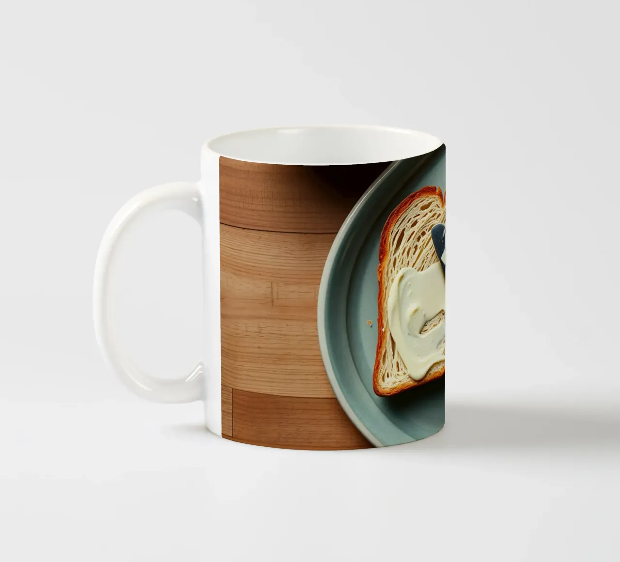 Affettare il pane e spalmare il burro su un piatto in una cucina accogliente tazza in ceramica da DesignDoodle