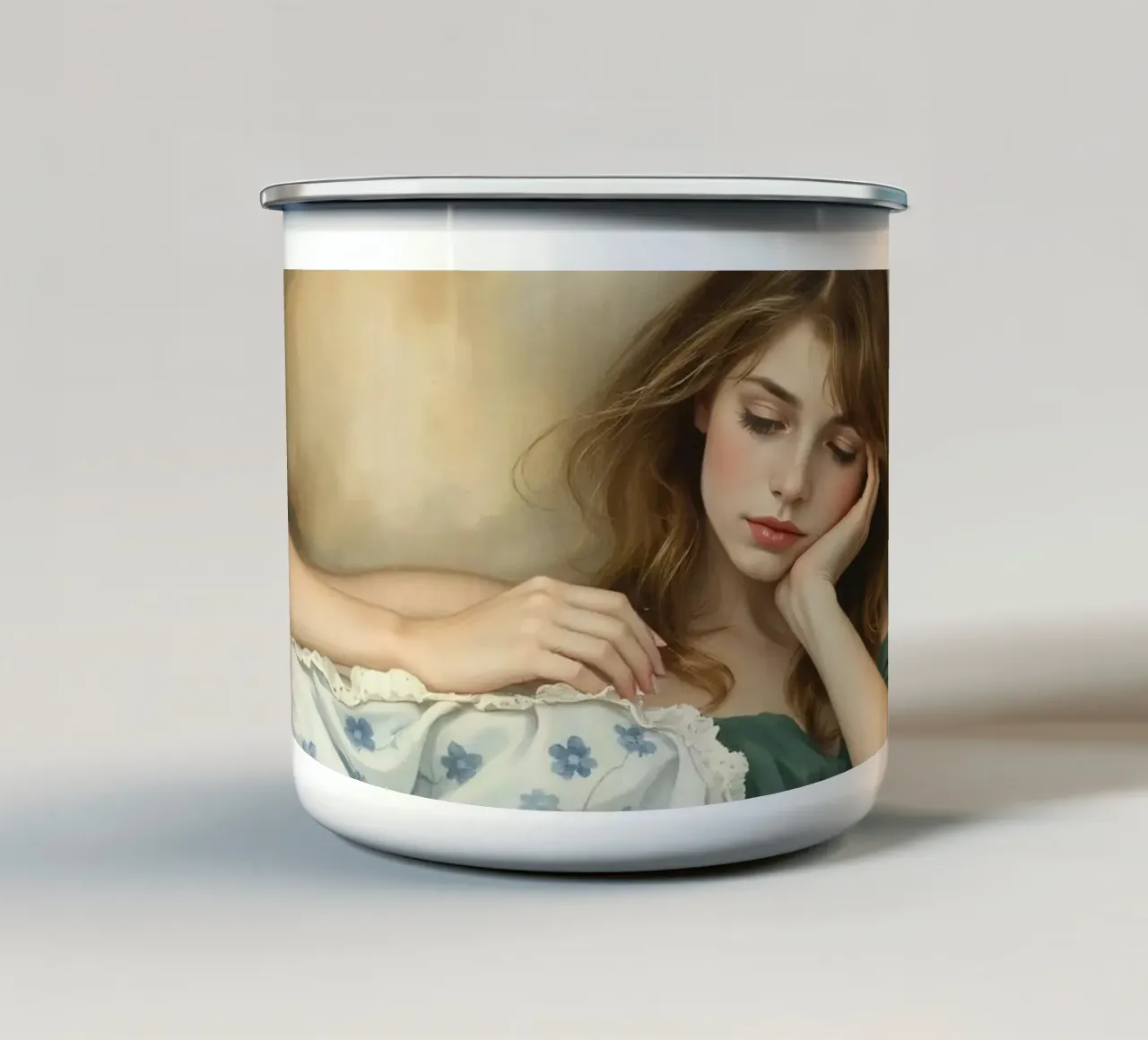 Jonge vrouw in een vintage jurk rust nadenkend op een zachte emaille mok van DesignDoodle