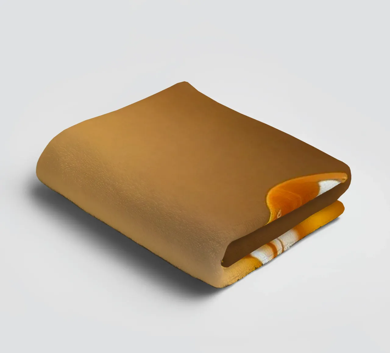 Goldener Honig tropft aus einem hölzernen Schöpflöffel auf eine rustikale Handtuch von DesignDoodle