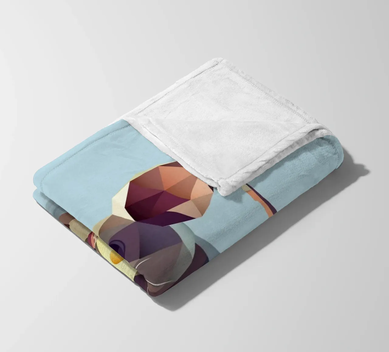 simpatico topo in stile geometrico, con un pezzo di formaggio coperta in pile da namosh