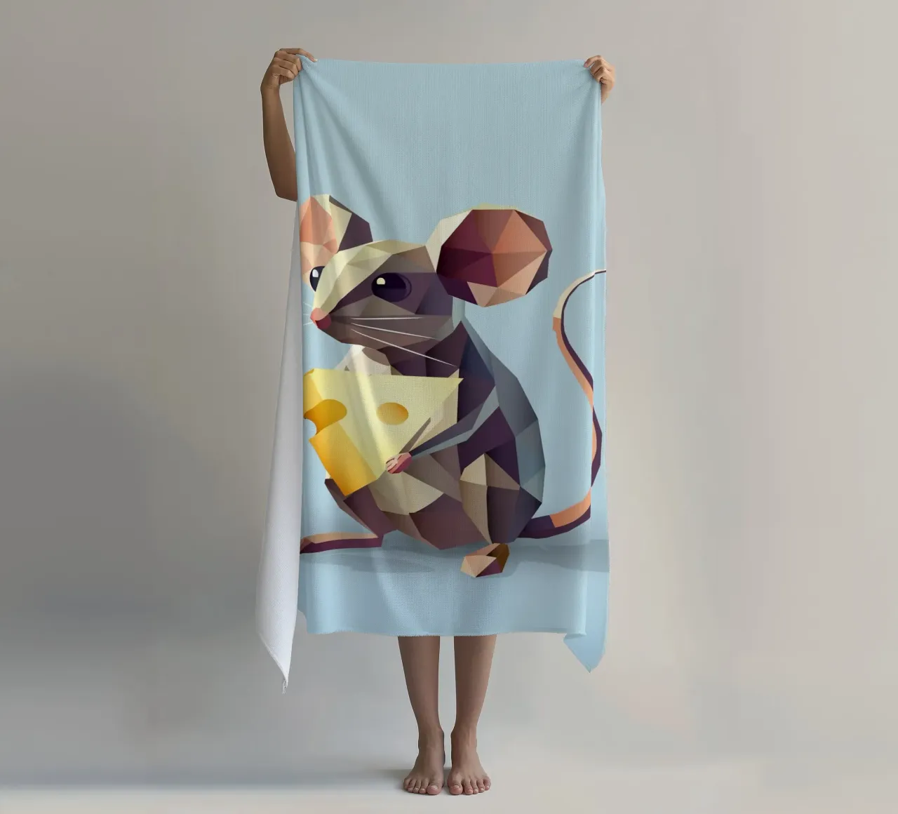 simpatico topo in stile geometrico, con un pezzo di formaggio telo mare da namosh