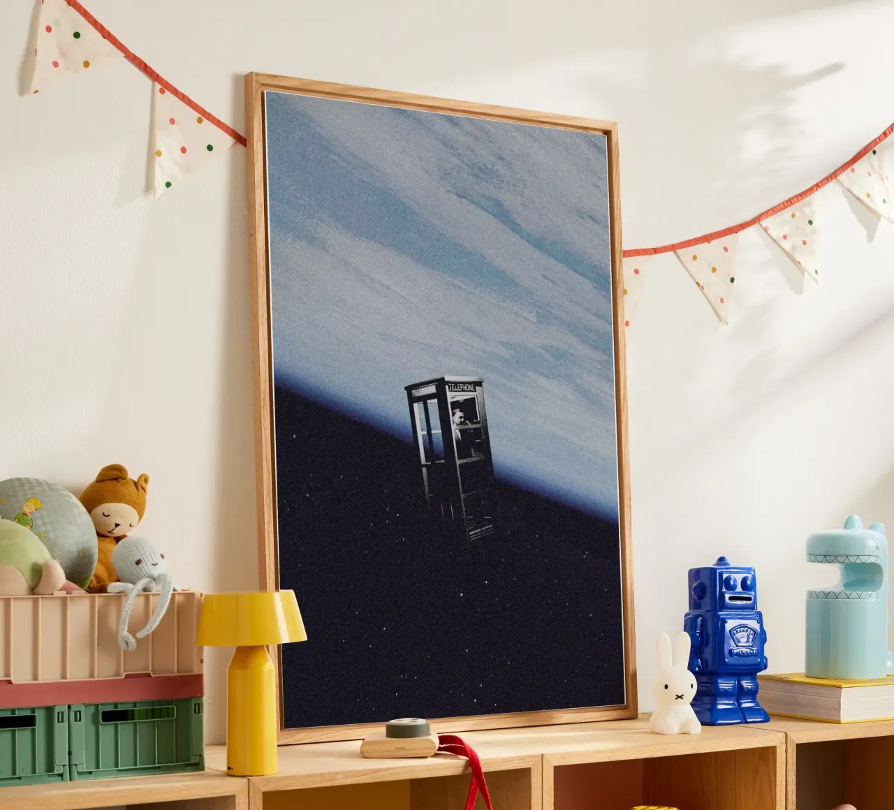 Important Phonecall plexiglass da Maarten Léon