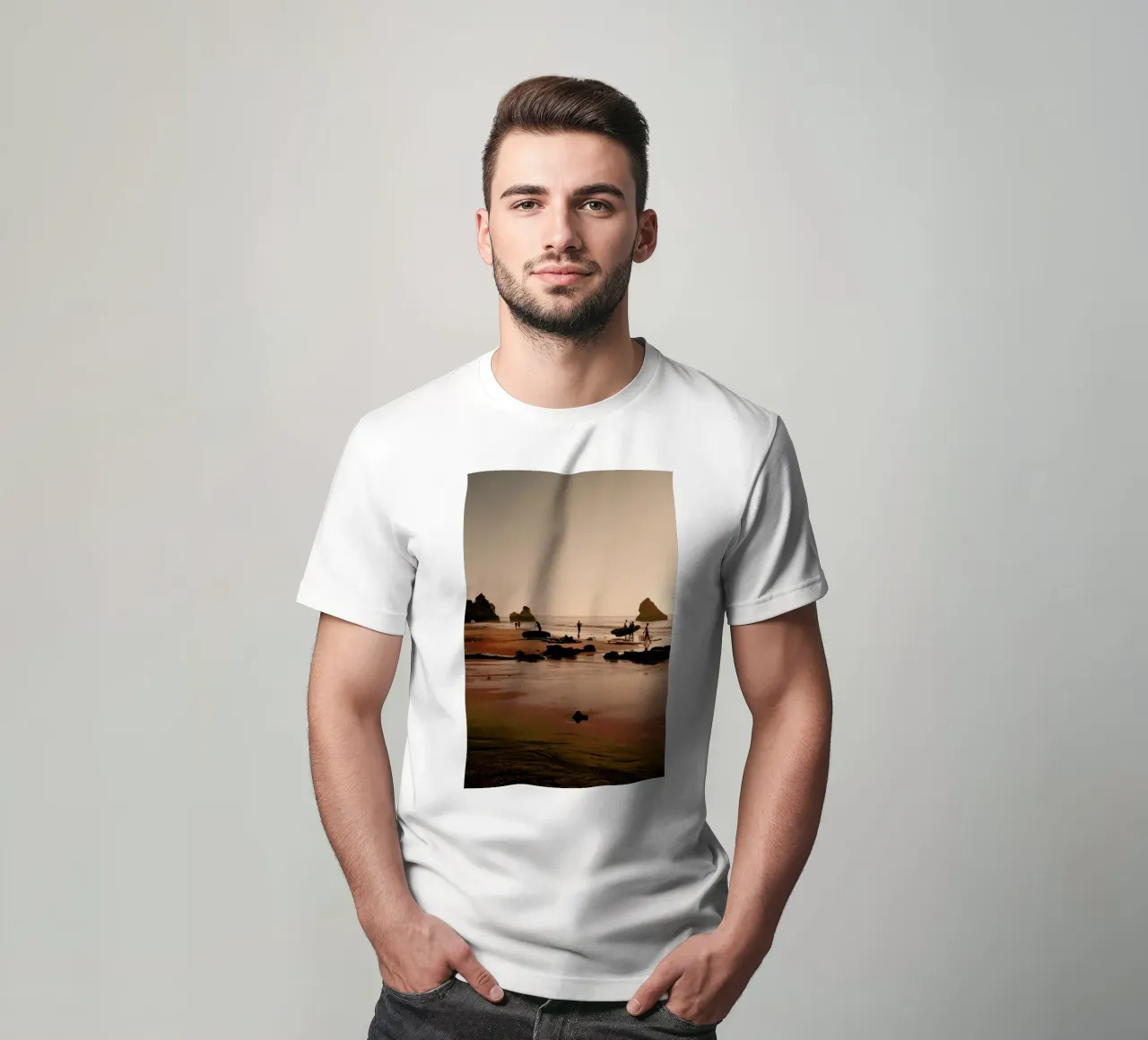 Surf Boards At The Coast t-shirt da Sebastian Hilgetag