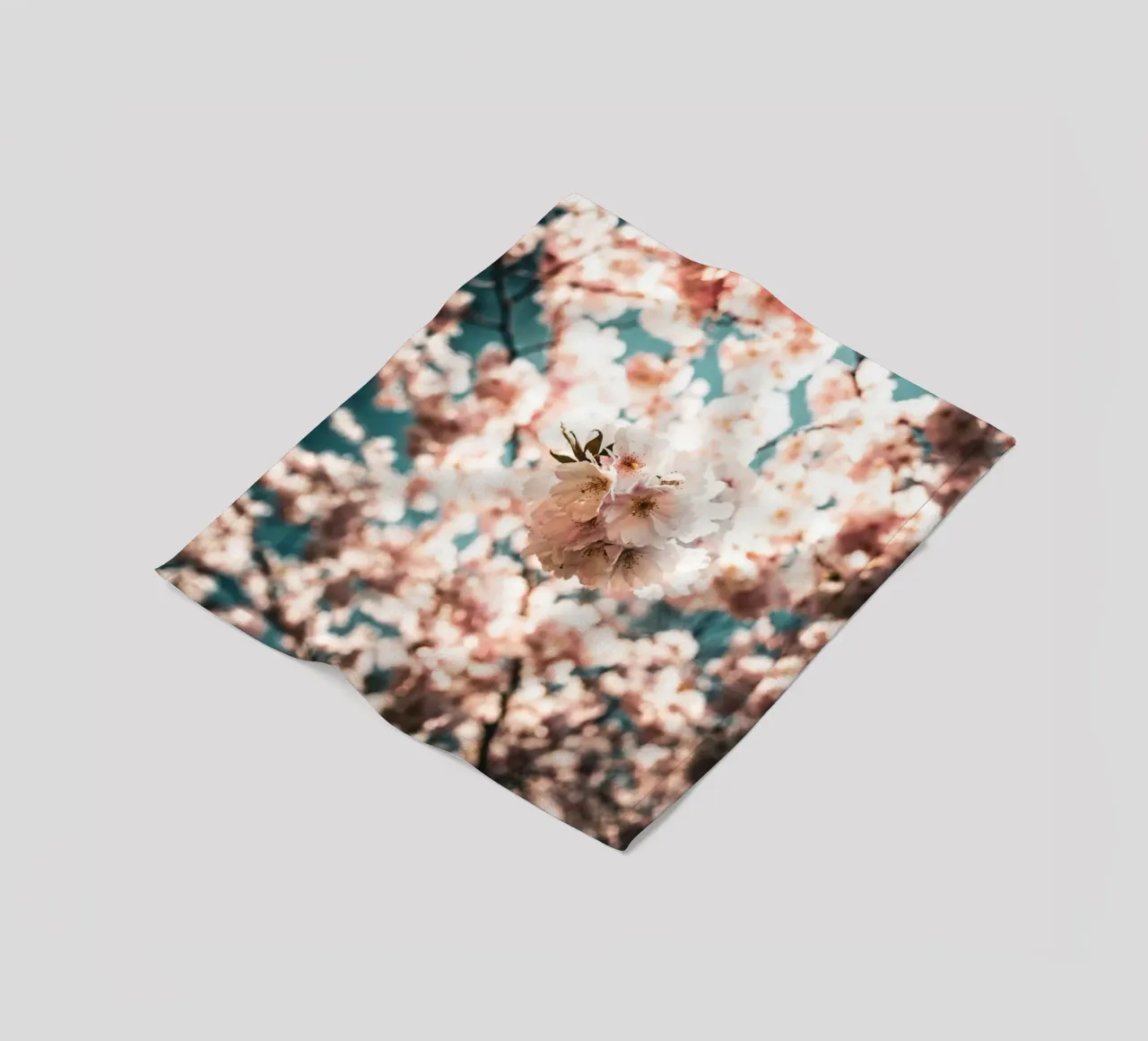 Kirschblüte coperta in pile da Flo Klein