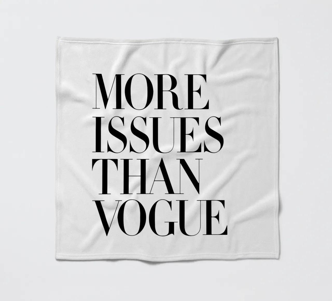 Più problemi di Vogue White coperta in pile da THE MOTIVATED TYPE