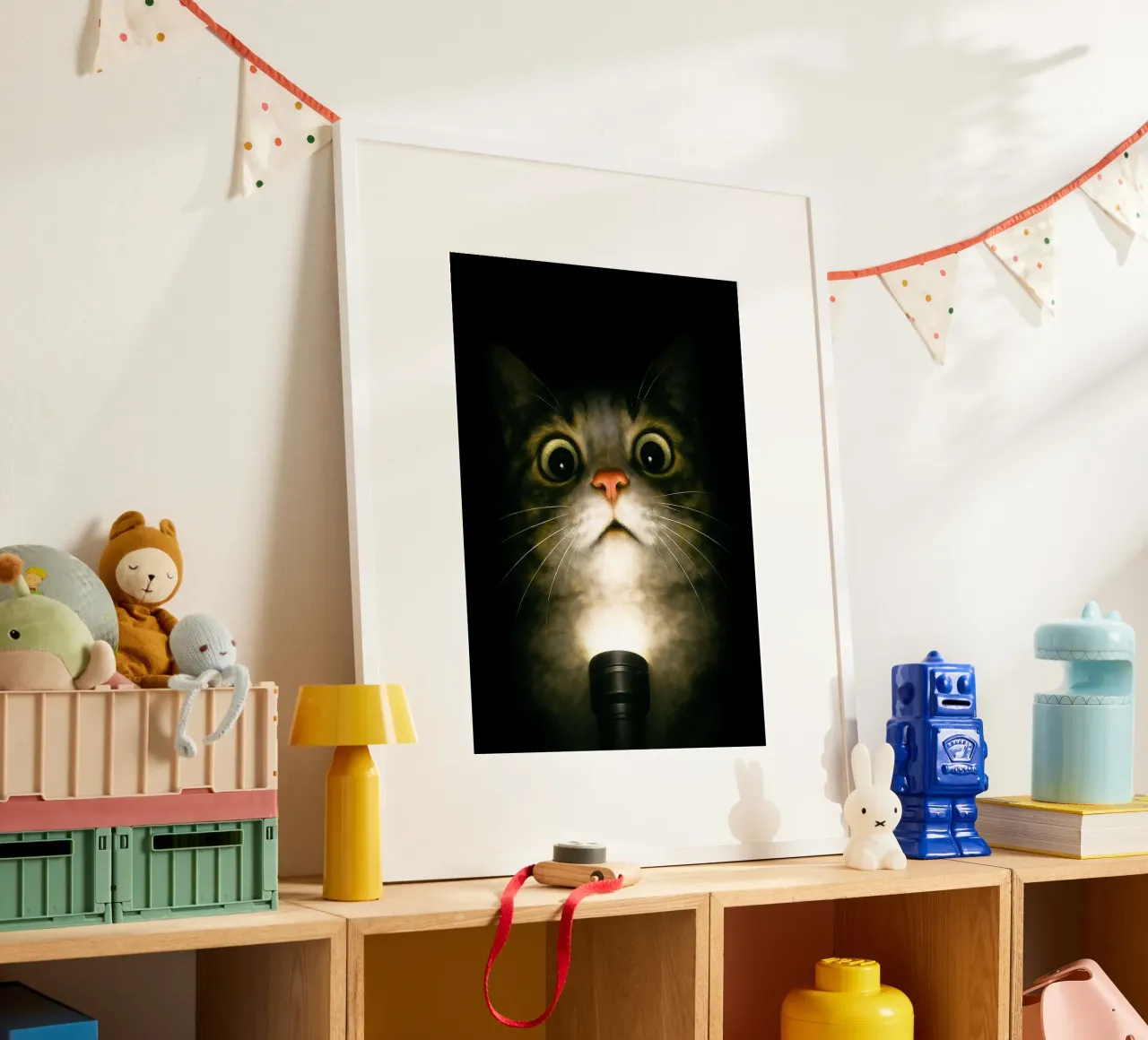 Meme del gato asustado - Cartel de terror con linterna poster de Lootprint