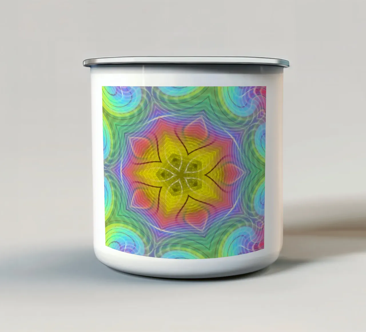 Spettro di colori caleidoscopio, forma di stella con motivo ondulato tazza in smalto da Gürsel Yesil Digital Art