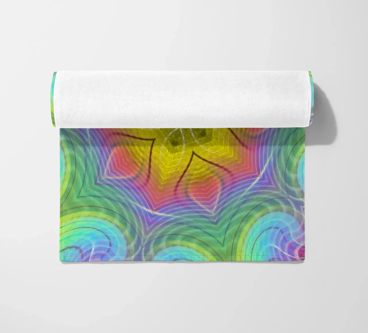 Kaléidoscope spectre de couleurs, forme d'étoile avec motif ondulé serviette de plage de Gürsel Yesil Digital Art