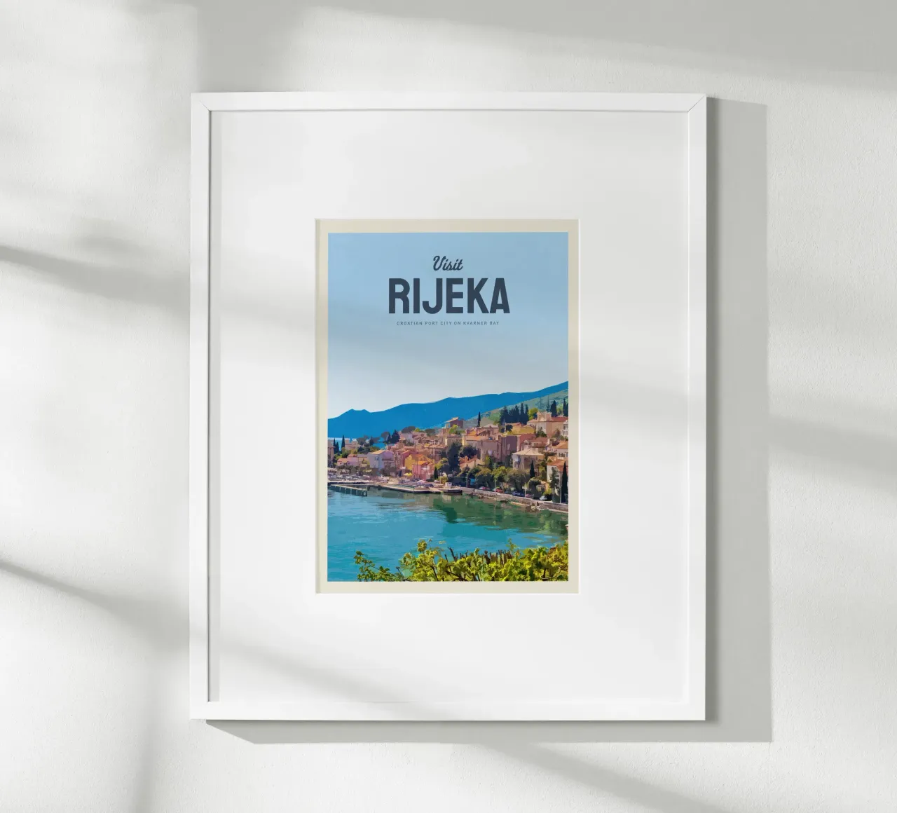 Viaggio a Rijeka poster con telaio in legno da Mercury Club