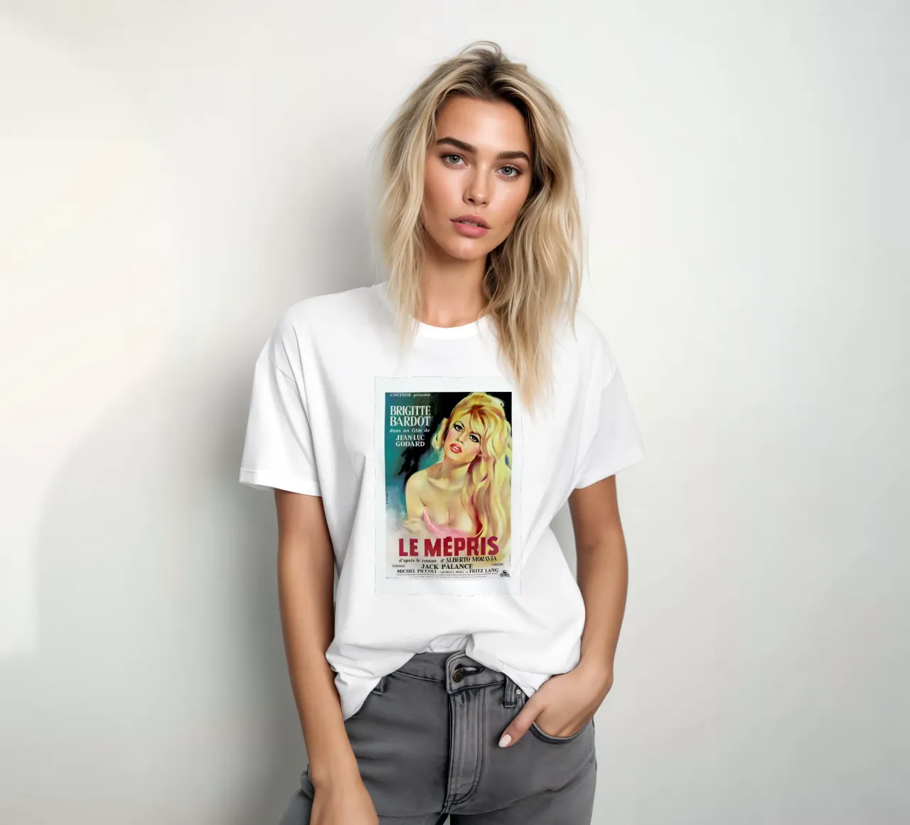 ‘Le Mepris’ Retro Movie Poster t-shirt da Gallery Print and Art Limited
