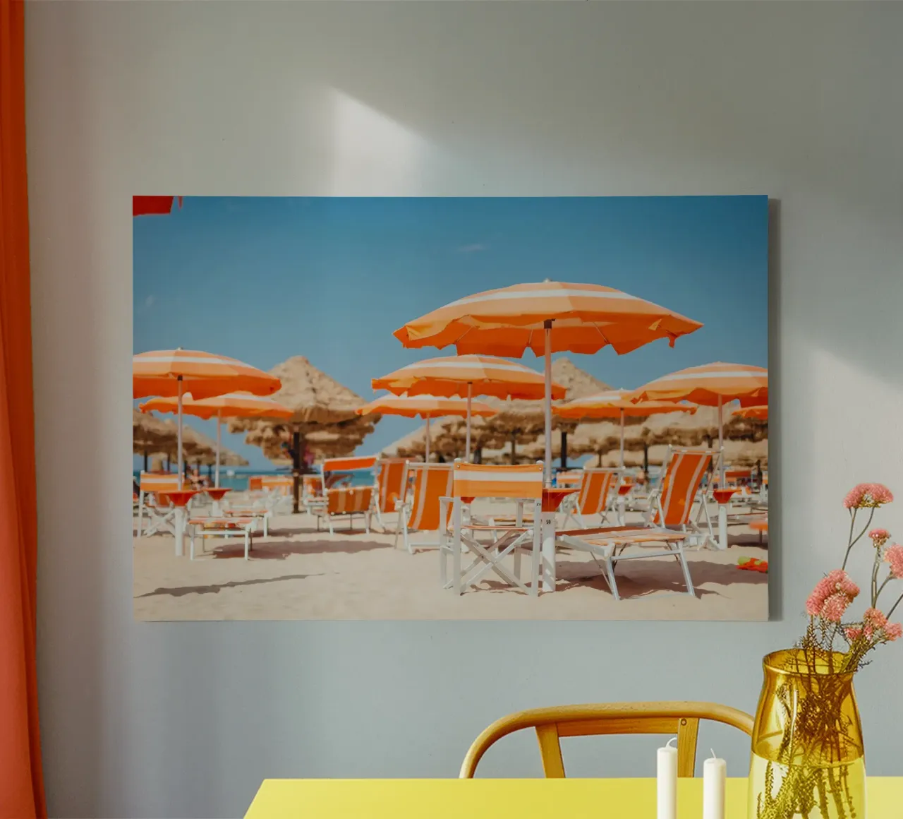 Retro Paraplu Strand, Italië Poster canvas met Baklijst van TheTravelClub