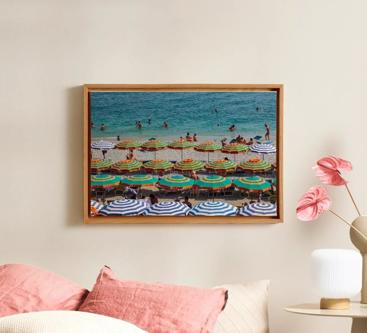 amalfikust print, positano prints, italië muurkunst canvas met Baklijst van TheTravelClub