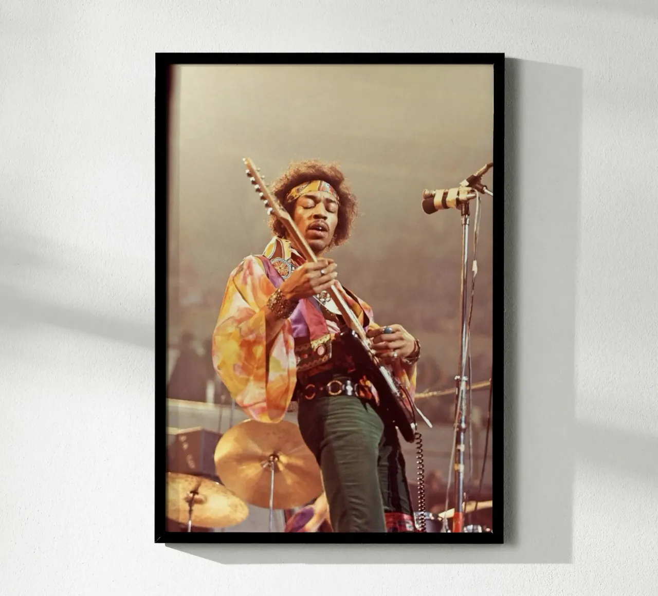 Playing guitar on stage hahnemühle by Alex happy shop